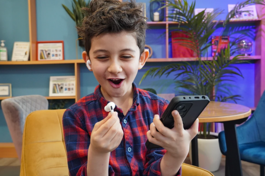 Пусть уши отдохнут: как наушники влияют на слух